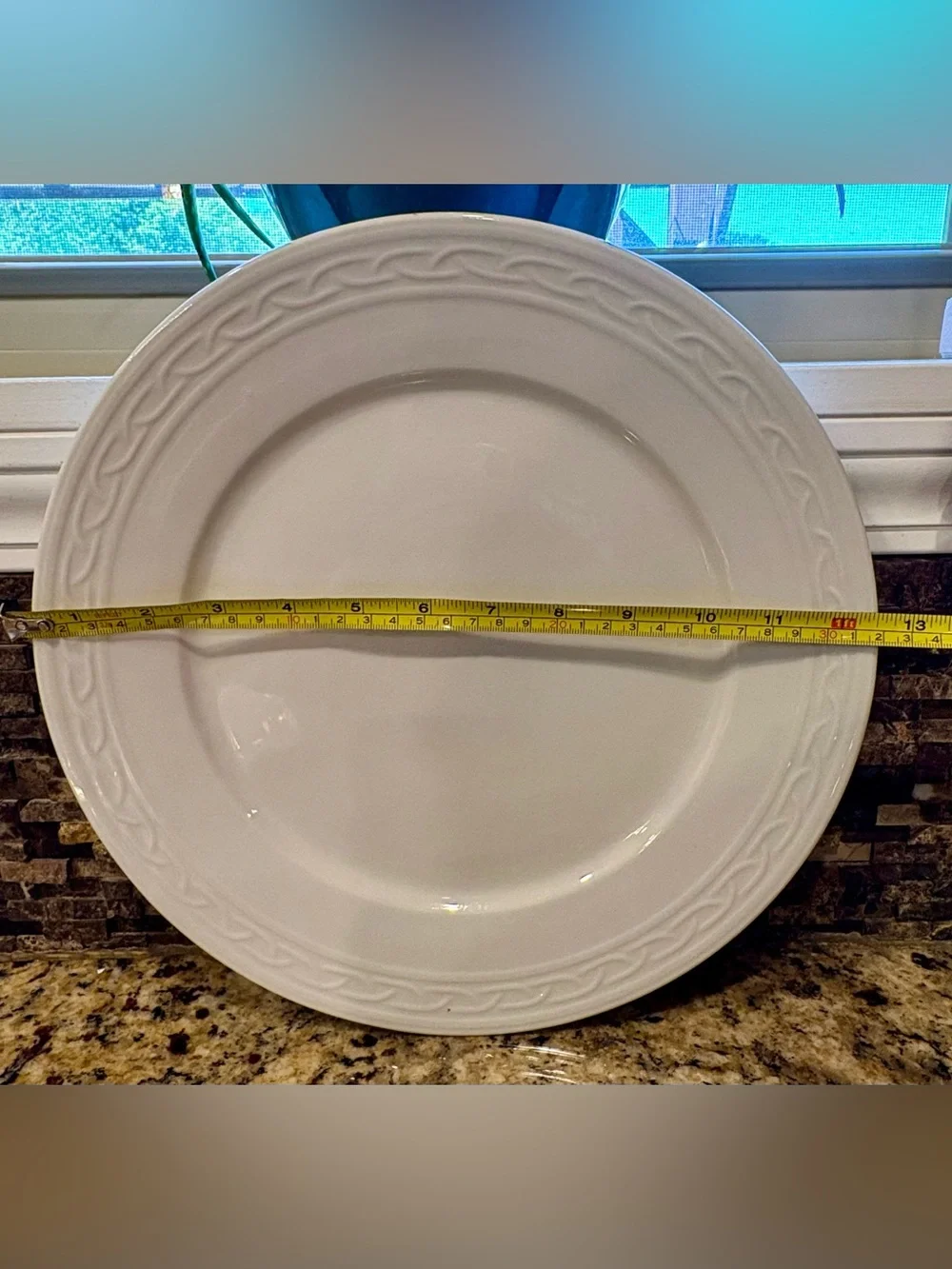 Gala by Block Chop/Serving Plate or Platter Braided Design 12 in